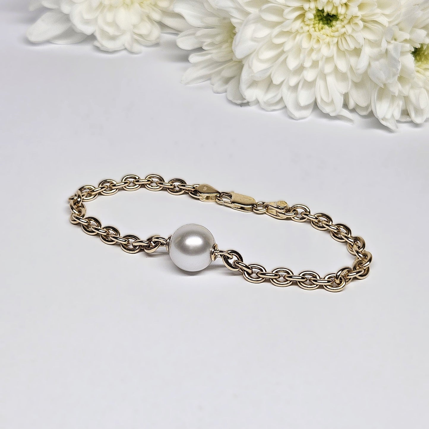 Pearl and Gold fancy cable link bracelet